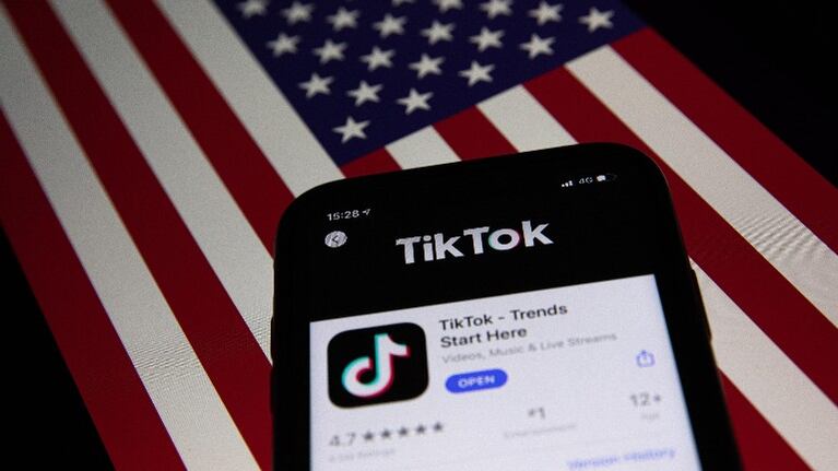 TikTok se une a la Alianza para proteger mejor a los menores online de la Comisión Europea. Foto: EFE.