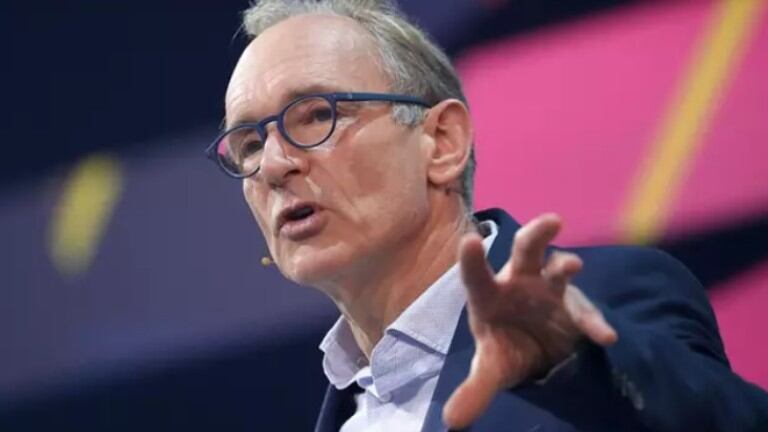Tim Berners-Lee subasta como NFT el código fuente de la World Wide Web