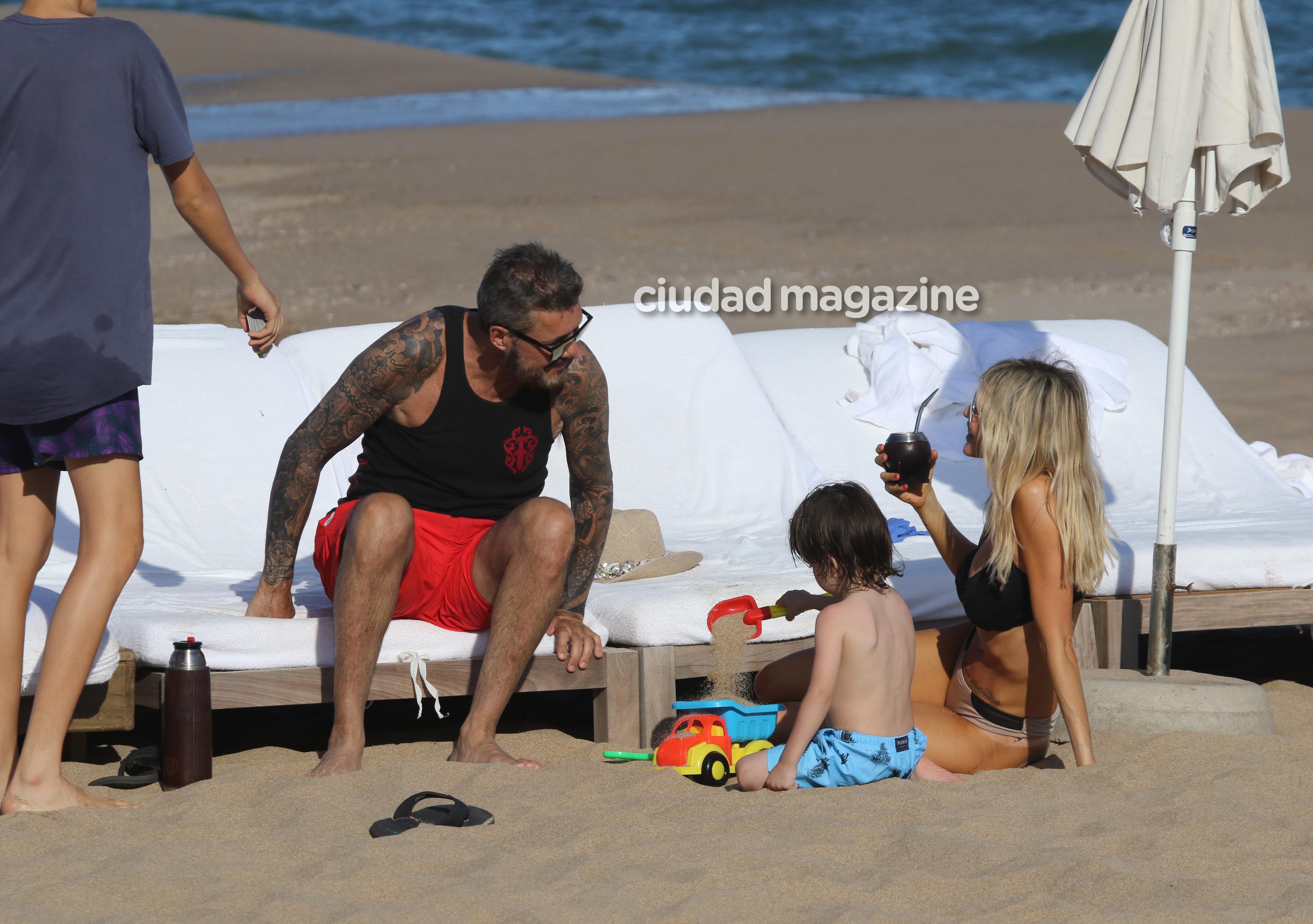 Tinelli y Guillermina Valdés, de vacaciones en Punta del Este