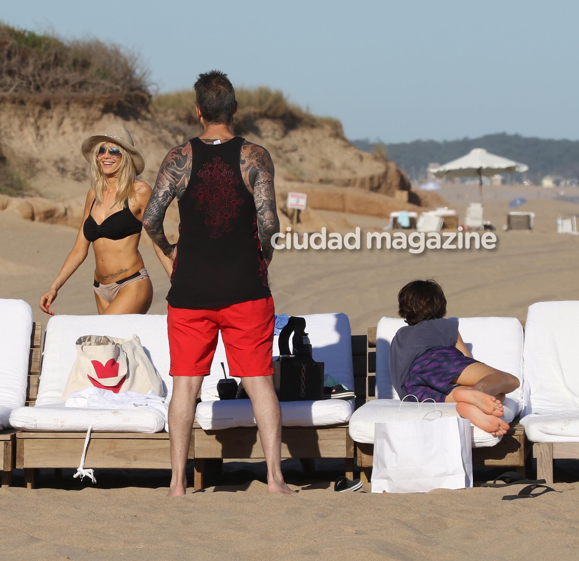 Tinelli y Guillermina Valdés, de vacaciones en Punta del Este