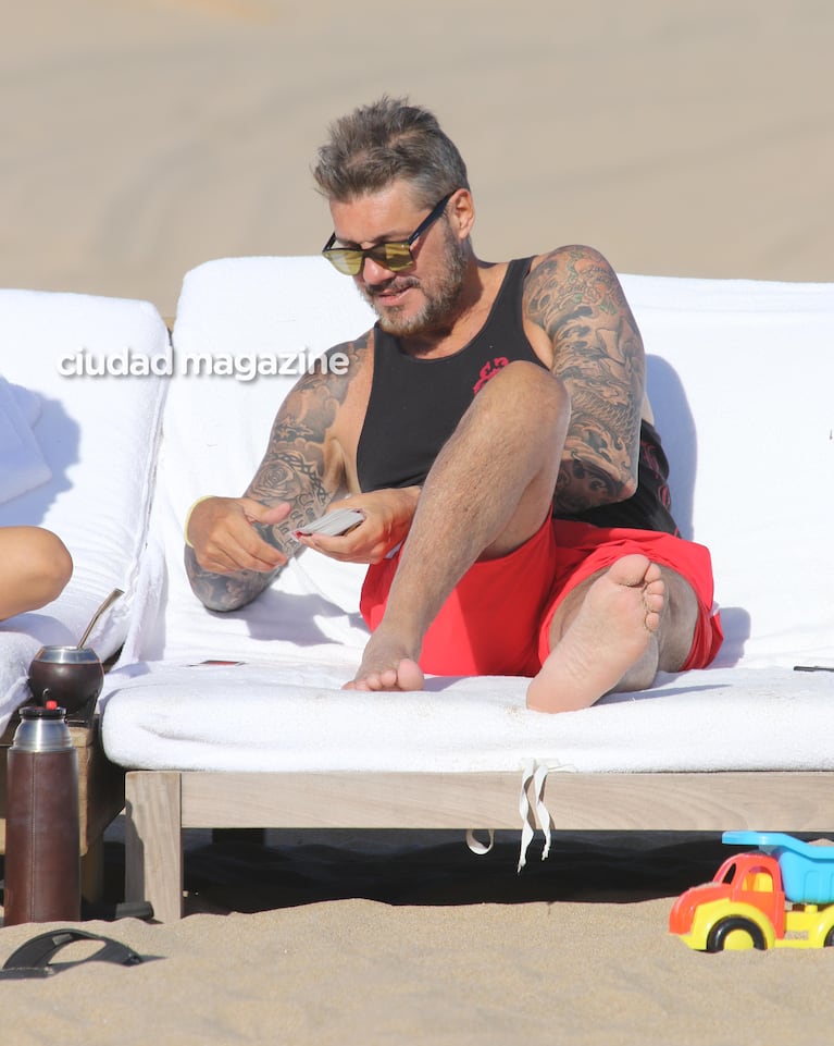 Tinelli y Guillermina Valdés, de vacaciones en Punta del Este