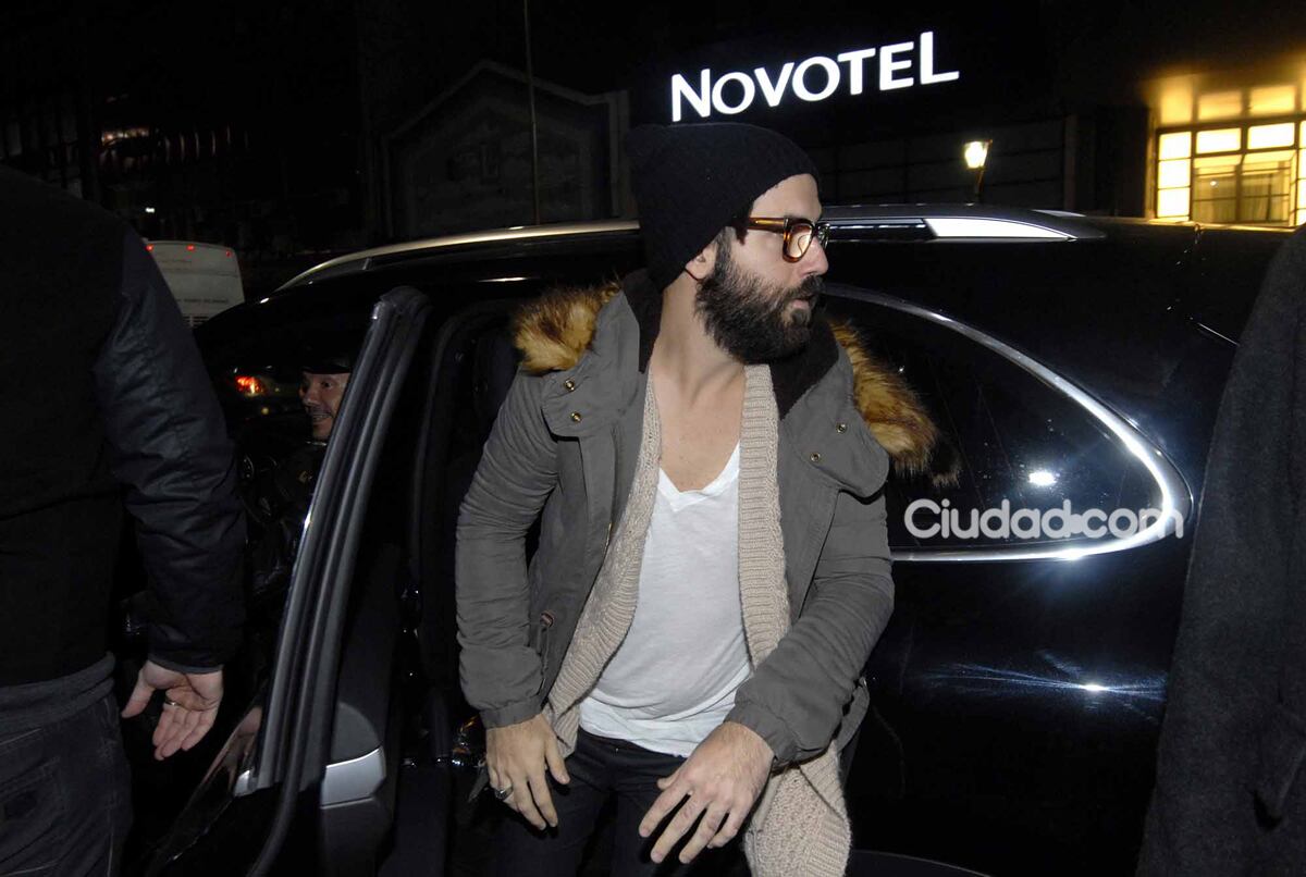 Tinelli y su familia fueron a ver a Guillermina al teatro (Fotos: Movilpress). 