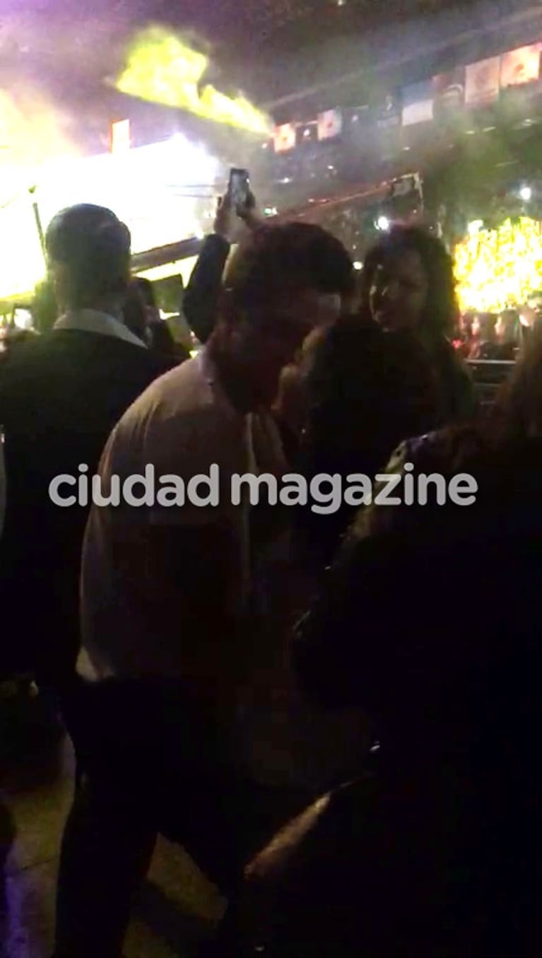 Tini Stoessel y Pepe Barroso Silva, reconciliados y a puro mimo en Buenos Aires