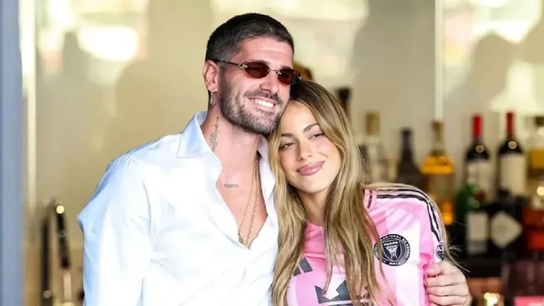Tini Stoessel y Rodrigo De Paul 