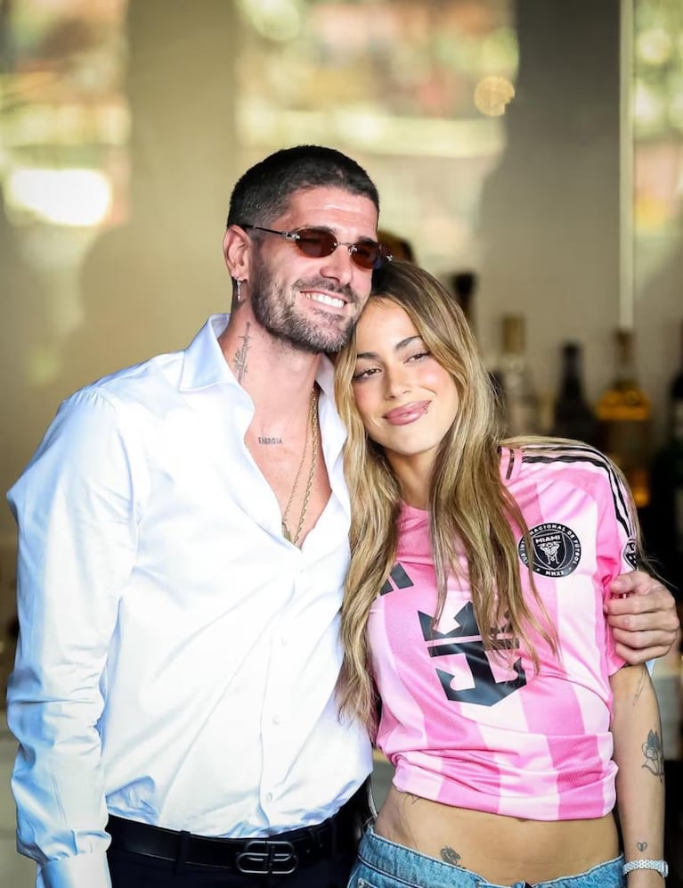 Tini Stoessel y Rodrigo de Paul