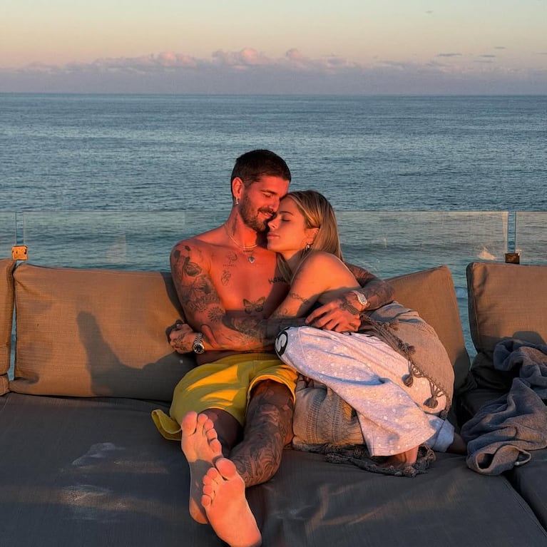 Tini Stoessel y Rodrigo De Paul. Foto: Instagram @rodridepaul