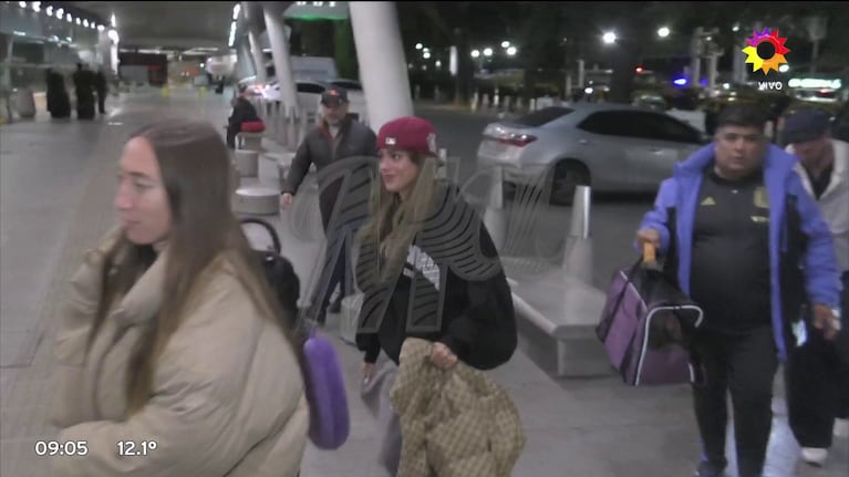 Tini Stoessel y Rodrigo de Paul se fueron a Miami (Foto: captura de eltrece).