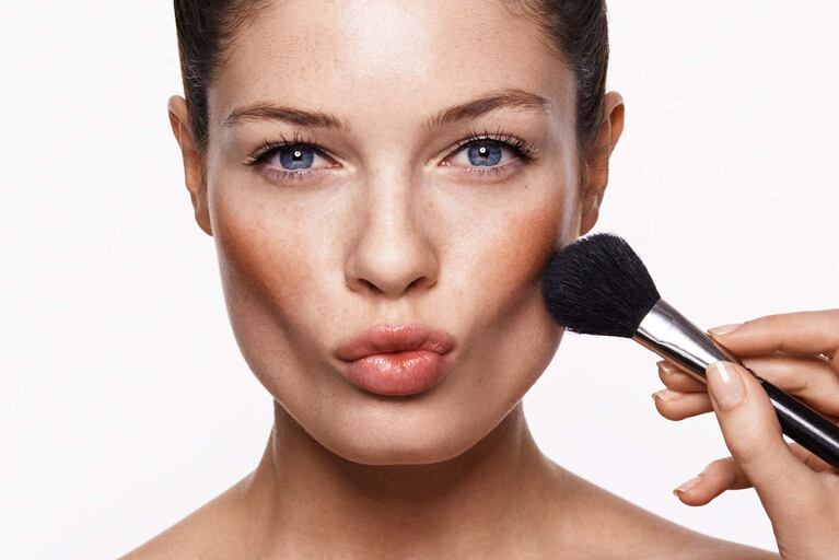 Tips de belleza: cómo escoger el blush perfecto para vos 