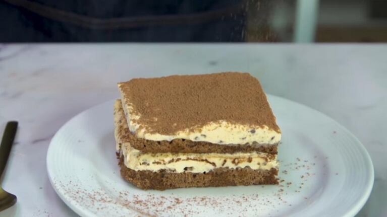 Tiramisú de chocolate: la receta para que te encargues del postre y sorprendas a todos