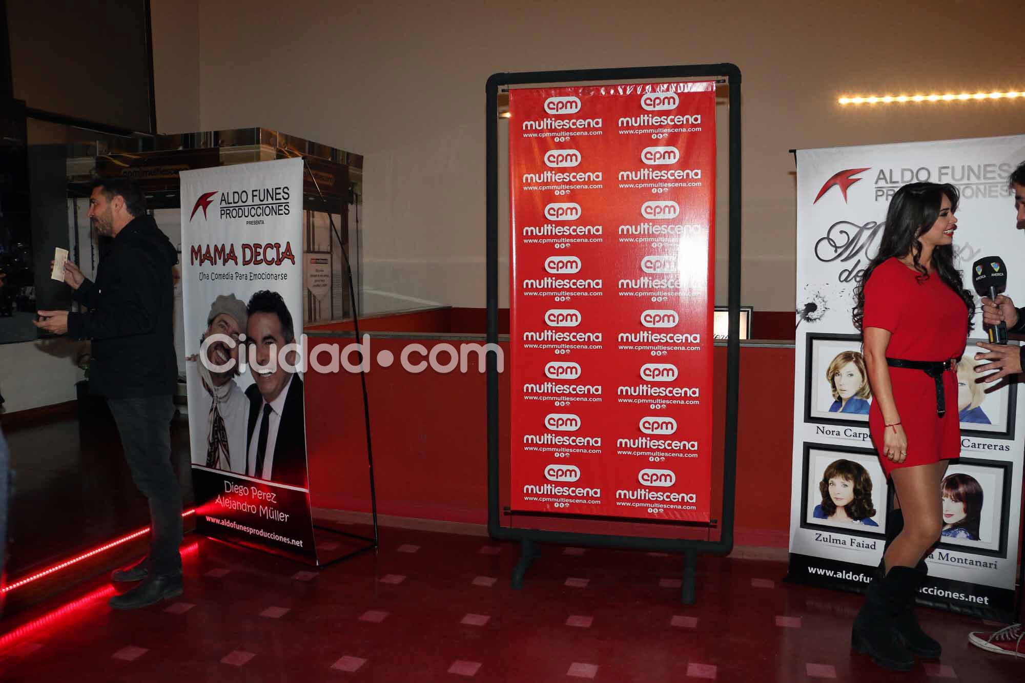 Todas las fotos del reencuentro de Matías Alé y Ravelli (Fotos: Movilpress). 