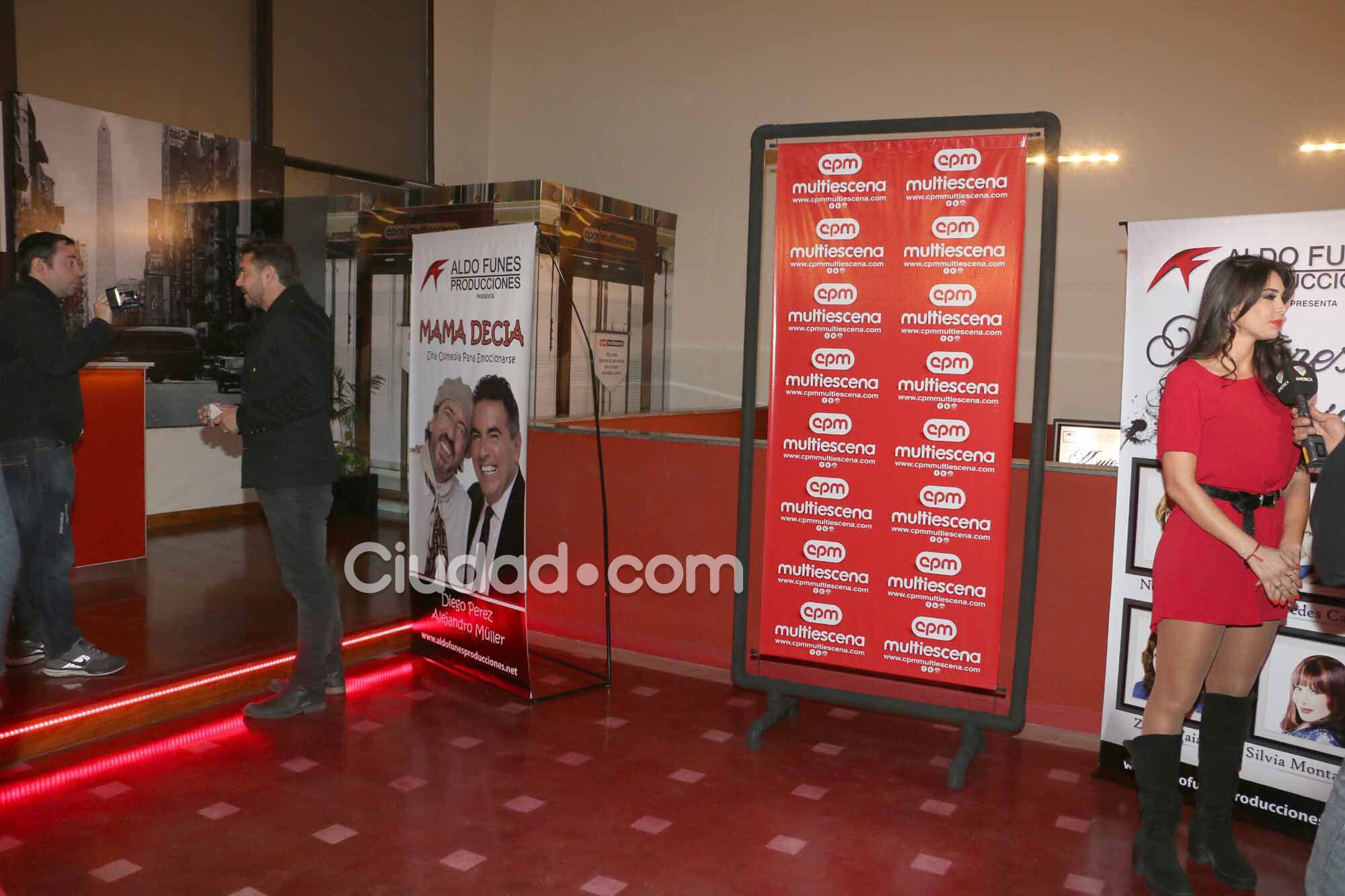 Todas las fotos del reencuentro de Matías Alé y Ravelli (Fotos: Movilpress). 