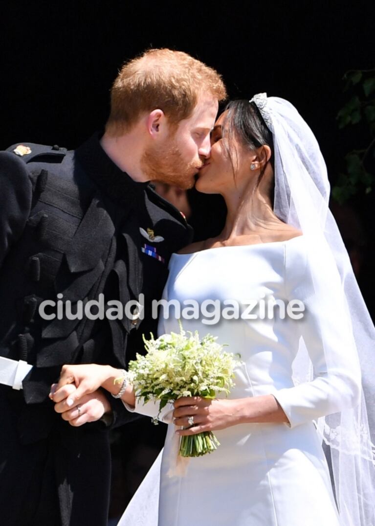 Todas las imágenes de la boda del príncipe Harry y Meghan Markle: los detalles del vestido de la novia 