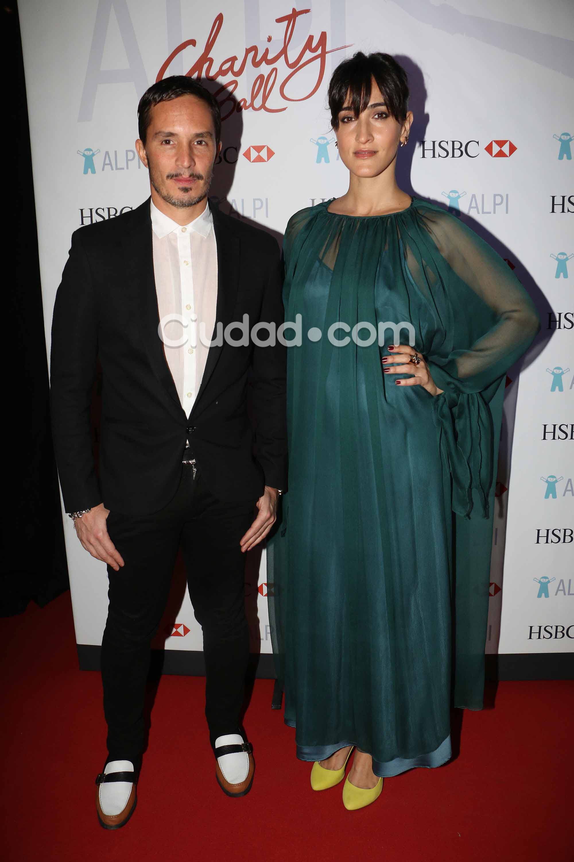 Todos los famosos en la gala solidaria de ALPI (Fotos: Movilpress).