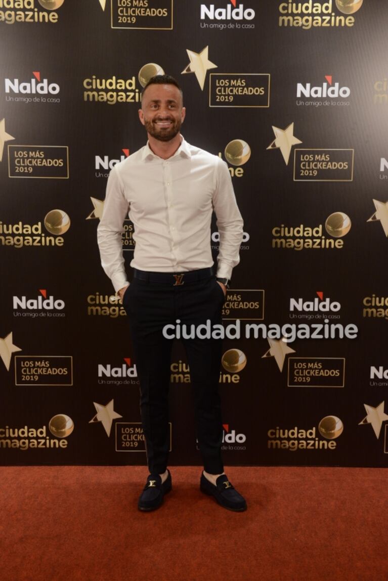 Todos los looks de las figuras en la gran noche de Los Más Clickeados 2019