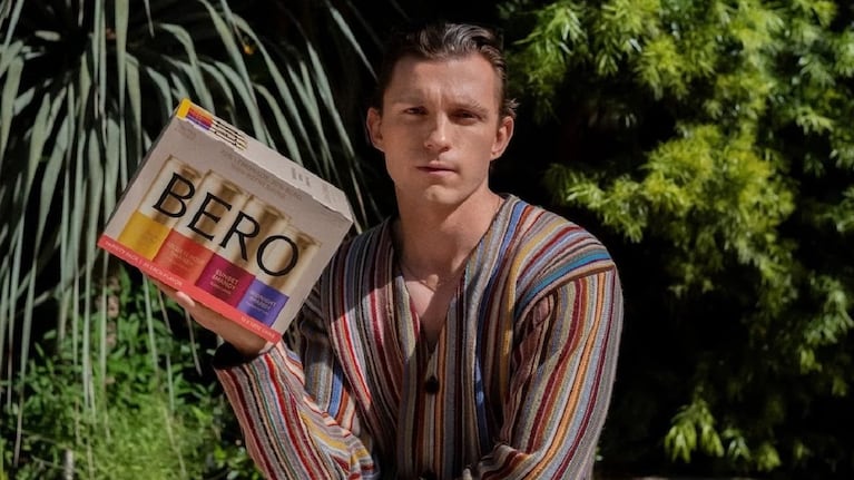 Tom Holland lanza su línea de cervezas inspirada en Zendaya