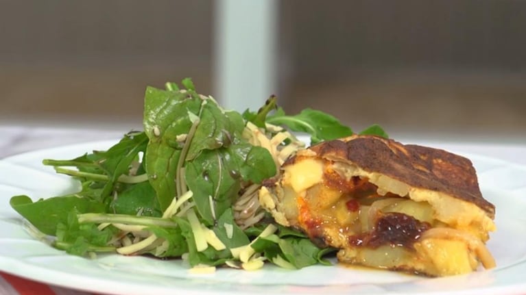 Tortilla de papas caprese, una receta que sorprende. Foto: Cucinare TV