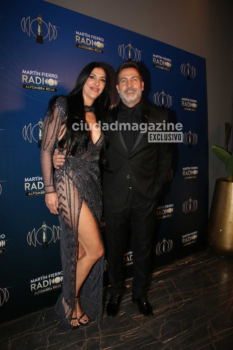 Toti Pasman y pareja (Foto: Movilpress)
