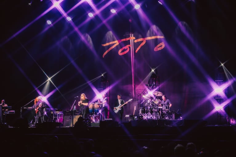 Toto vuelve a Buenos Aires.