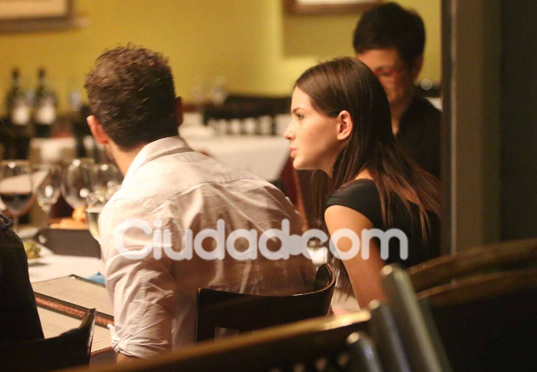 Tras el show, la pareja compartió una cena con amigos (Fotos: Movilpress). 