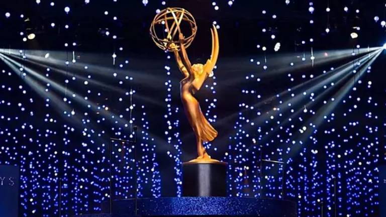 Tremendo: entre The Crown y Mandalorian recibieron 48 nominaciones al Emmy