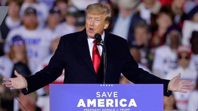 Trump promete indultar a atacantes del Capitolio. Foto: EFE.