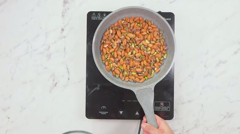 Turrón de almendras, una receta que sale fácil y en pocos pasos. Foto: CucinareTV