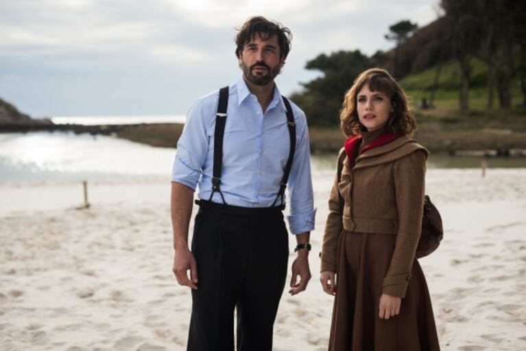 Un asunto privado: Prime Video revela las primeras imágenes de la serie con Aura Garrido y Jean Reno