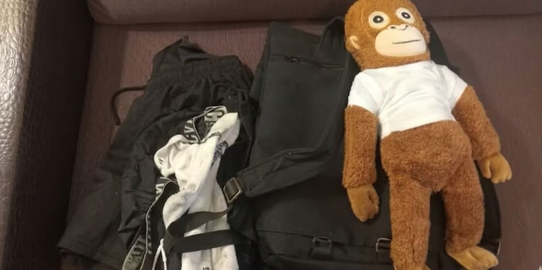 Un bóxer, medias y un punch de Argentina: imágenes de lo que se olvidó Franco Colapinto en el hotel