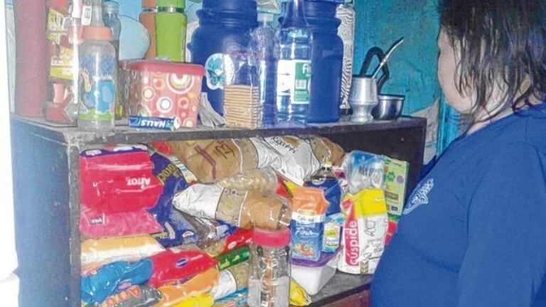 Un buen gesto: encontró un millón de pesos, lo devolvió y además ayudó a un merendero con la recompensa.