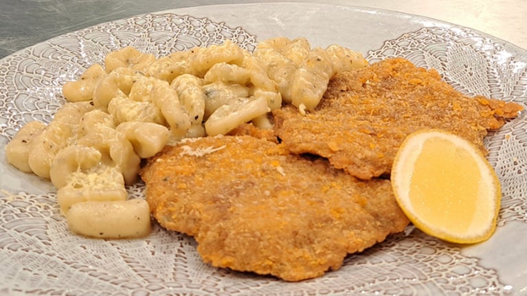Un empanado crispy con una guarnición sorprendente para salir de la rutina.
Foto: Cucinare.TV.