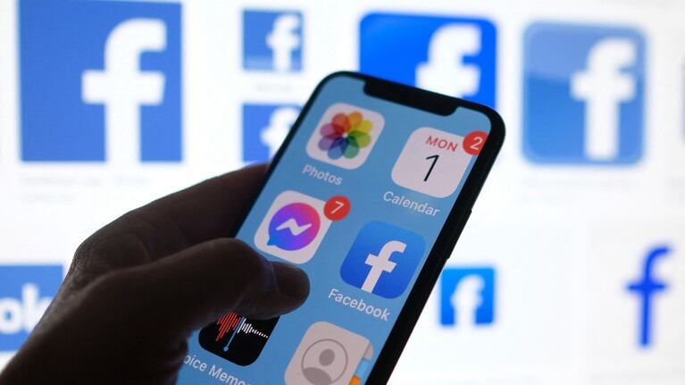Un estudio denuncia falta de penalizaciones para la desinformación de extrema derecha en Facebook. Foto:AFP.