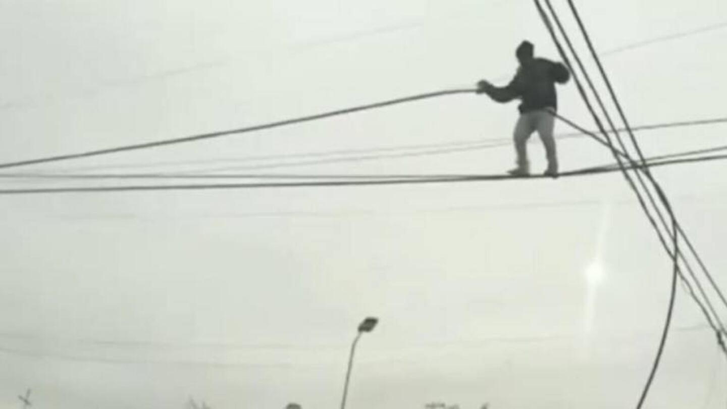 Un ladrón “equilibrista” trepa 10 metros para robar cables