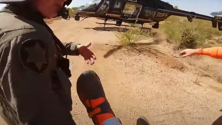 Un motorista graba el rescate en helicóptero de su hermano con una pierna rota