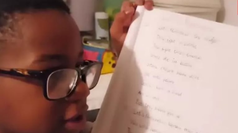 Un niño se convierte en el autor más joven del mundo