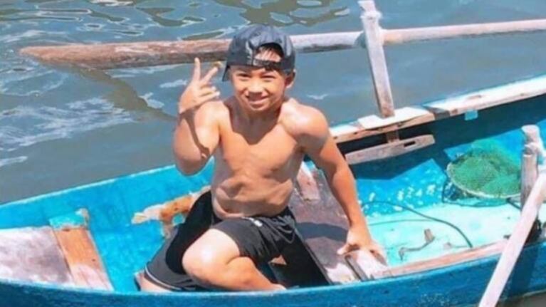 Un niño vietnamita de 10 años sorprende por su desarrollada musculatura