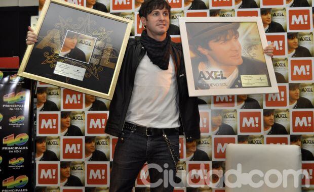 Un nuevo sol, disco de oro y de platino. (Foto: Jénnifer Rubio)