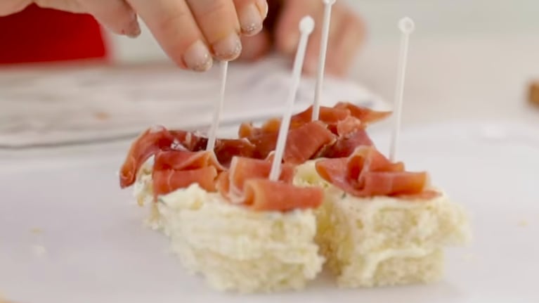 Un tapeo con jamón crudo, infaltable en la mesa navideña. Foto: Cucinare TV
