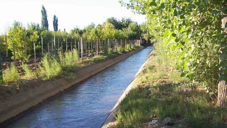 Una beba de un año murió ahoga al caer en un canal de riego en General Roca