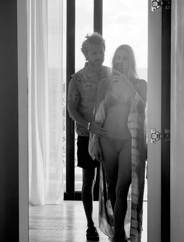 Una de las imágenes que eligió Anita Espasandín junto a Benjamín Vicuña. Foto: Instagram anita.espasandin