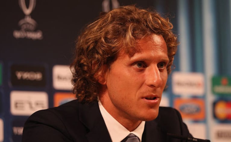 Una extraña denuncia salpica a Diego Forlán (Foto: Web)