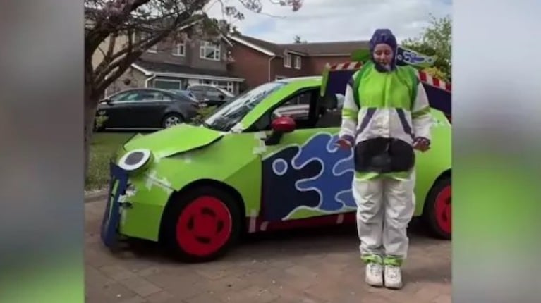 Una fan de Disney transformó su coche
