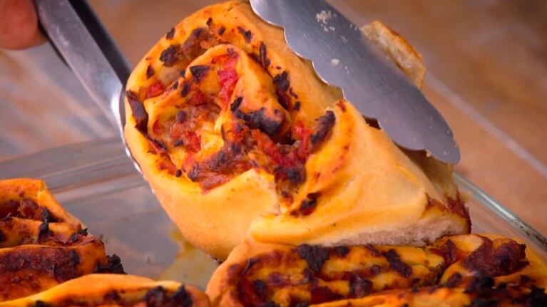 Una forma novedosa para comer un clásico: los rolls de pizza. Foto: Cucinare.TV.