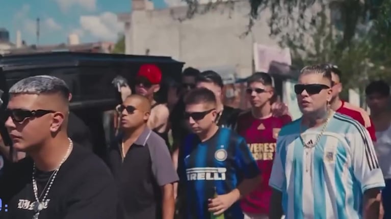 Una imagen del último videoclip de Callejero Fino (Foto: captura eltrece)