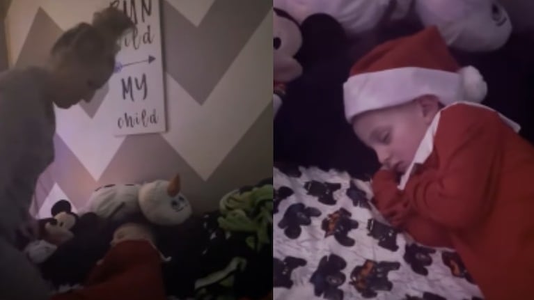 Una madre disfraza a su hijo de elfo de la Navidad mientras duerme y el pequeño reaccionó así al despertar