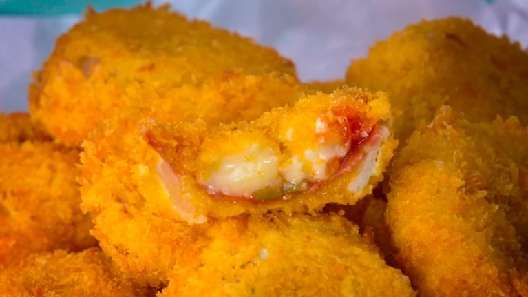Una receta fácil y práctica para preparar aros de cebolla, un snack irresistible. Foto: Cucinare.TV