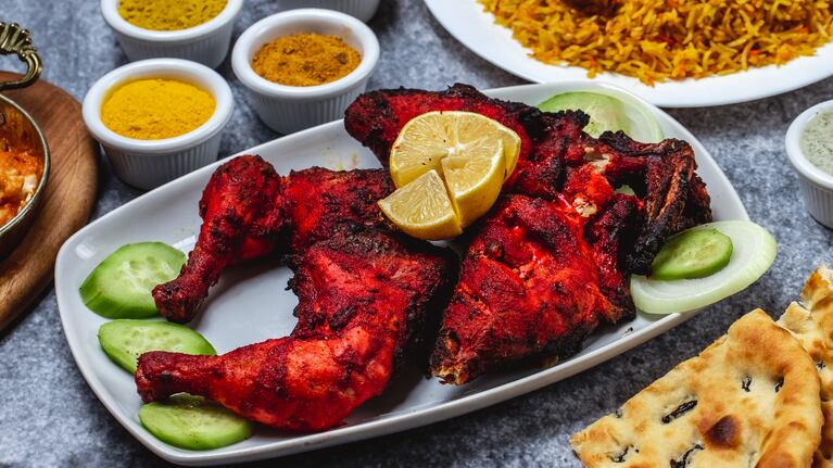 Una receta india que transforma un plato clásico y conquista con su mezcla de especias. Foto: Freepik
