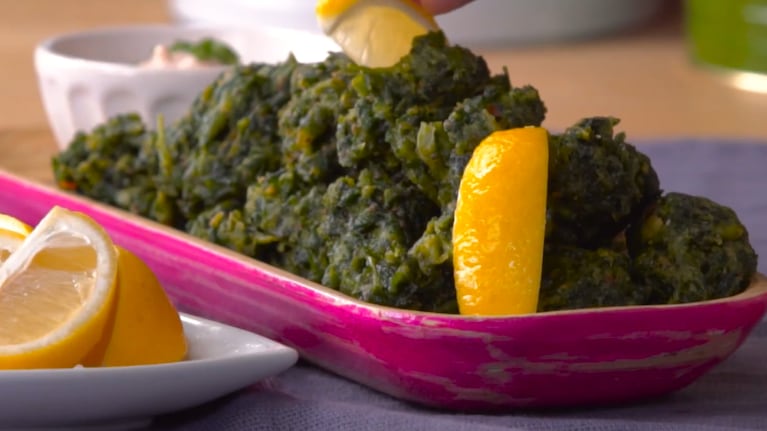 Una receta que combina espinaca fresca con el distintivo toque del curry tailandés. Foto: CucinareTV