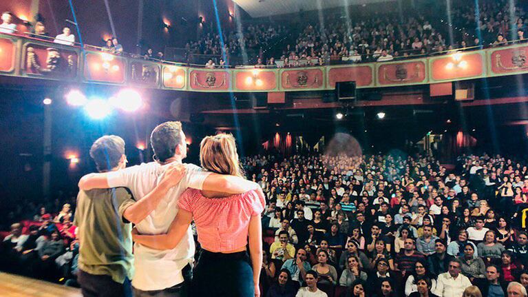 Una semana nada más volvió a liderar la taquilla porteña