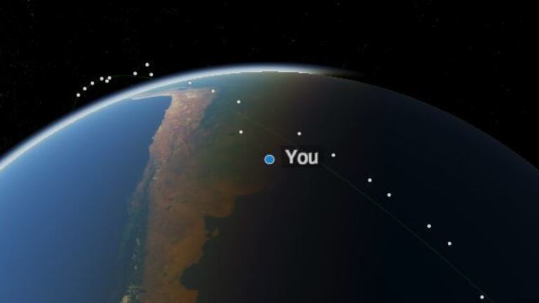 Una web te dice qué satélites artificiales podrás ver esta noche sin necesidad de un telescopio.