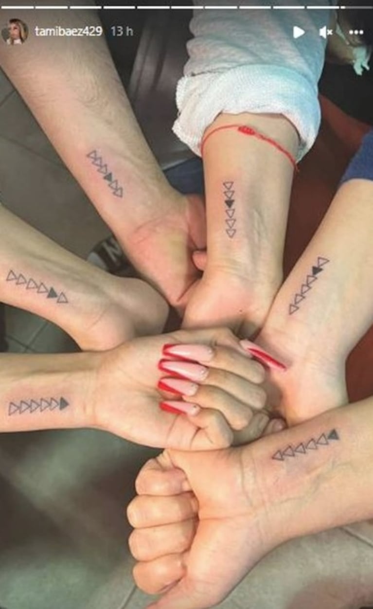 Unidos: Tamara Báez se hizo un tatuaje grupal con su mamá y sus hermanos